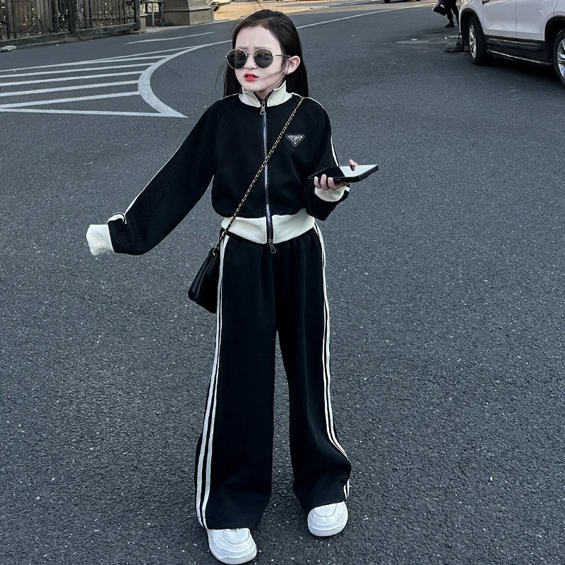 kf-Sfde54582145d400fbcaa2c77d530d6c93